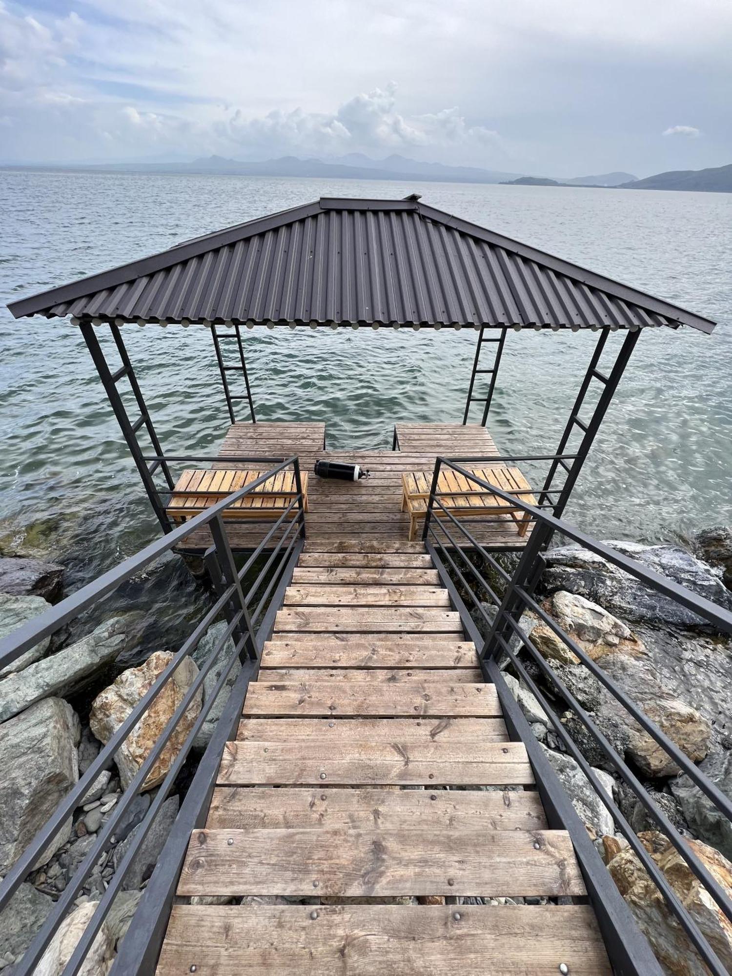 Altitude 1900 Dive Resort - Sevan Lake Chambarak Buitenkant foto