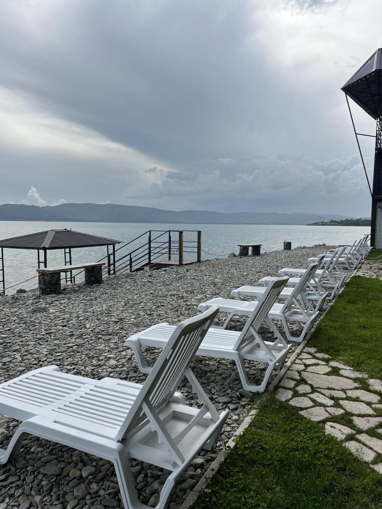 Altitude 1900 Dive Resort - Sevan Lake Chambarak Buitenkant foto